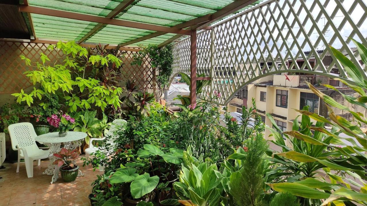 Thai Cozy House - Sha Certified Bangkok Exterior foto